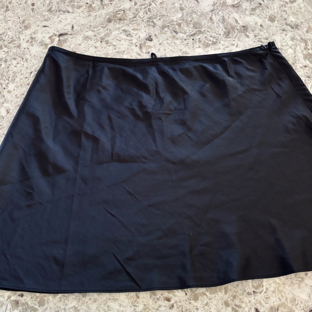MISC_ETC Black Mini Skirt